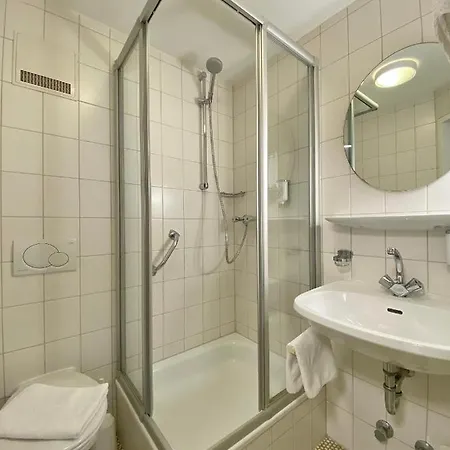 Russmann & Living 3* Goldbach (Bavaria)