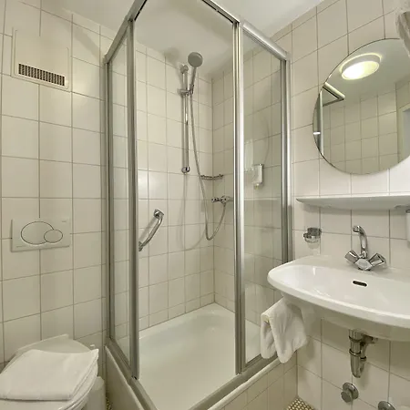 Russmann & Living 3* Goldbach (Bavaria)