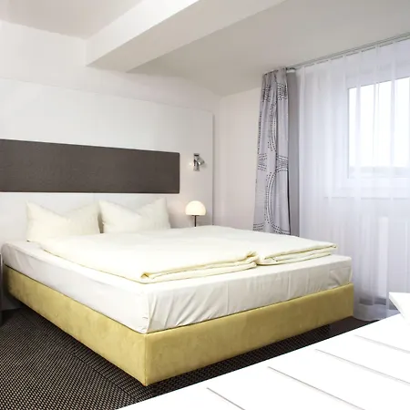 Hotel Russmann & Living 3*