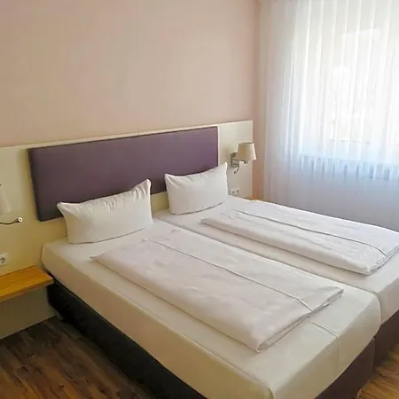 Russmann & Living 3* Goldbach (Bavaria)